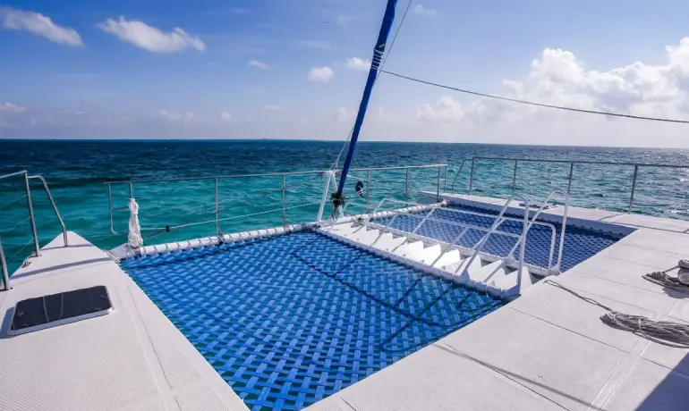 maines safety nets in the stern